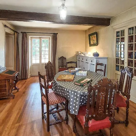 7 Bedroom Awesome In Σπίτι διακοπών