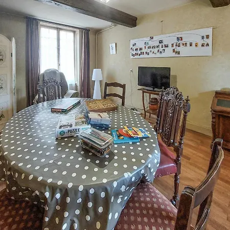 7 Bedroom Awesome In Σπίτι διακοπών