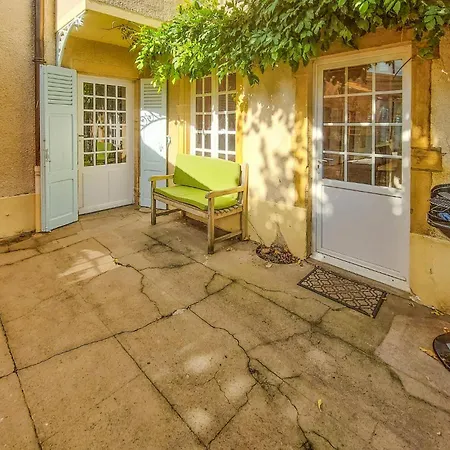 7 Bedroom Awesome In Σπίτι διακοπών *